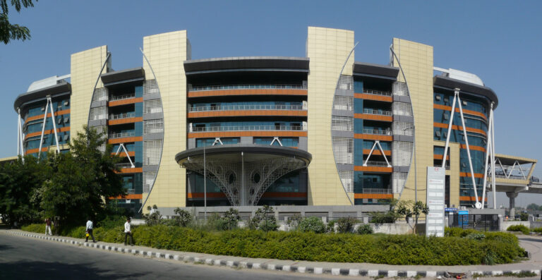 HUDA City Metro Station: Route, Train Frequency, Timings