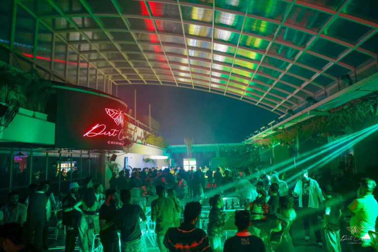 Delhi Nightlife: Food, Fun, and More 