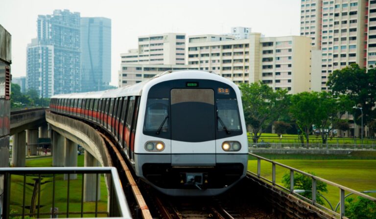 Jayanagar Metro Station Guide: Routes & Timings In 2026