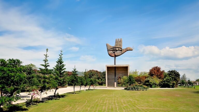 5 Best Places To Visit In Chandigarh Under Rs. 500