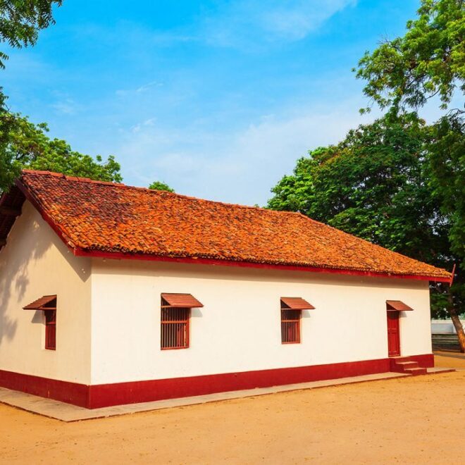 Top 6 Places To Visit In Gandhinagar Under Rs. 500