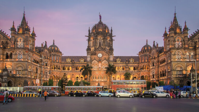 5 Places to Visit In Mumbai For A Unique Experience In 2026