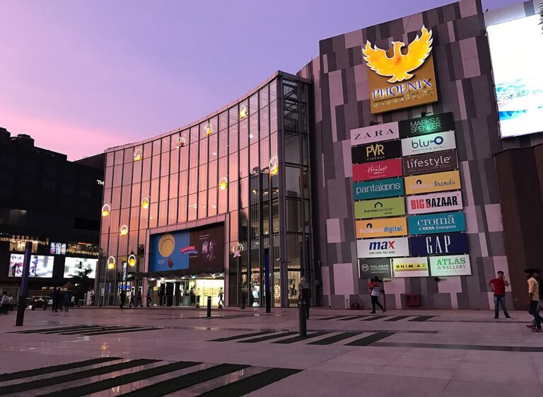 Best Malls In Bangalore To Visit: Location, Timings, Features