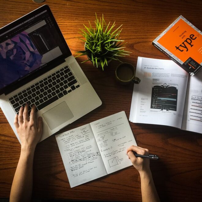 Choosing The Best Laptops For Students: 8 Factors To Know
